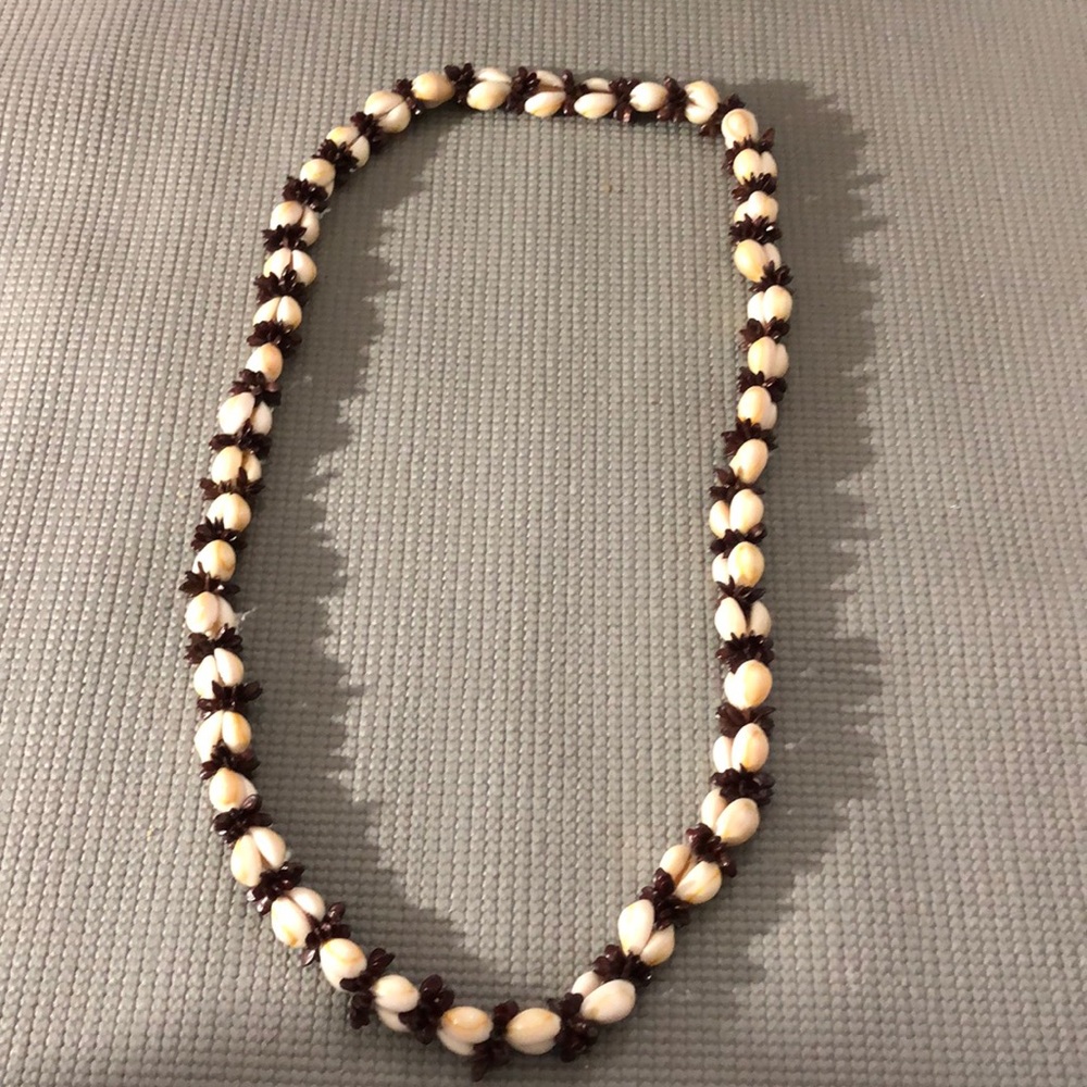Gorgeous Double stranded Shell & Flower Necklace
